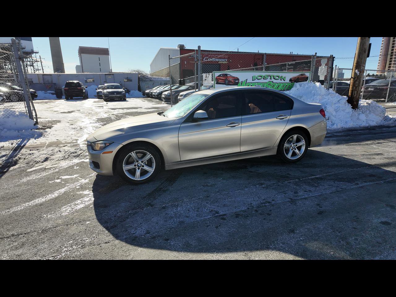 Used 2013 BMW 320i xDrive 320i xDrive image 1