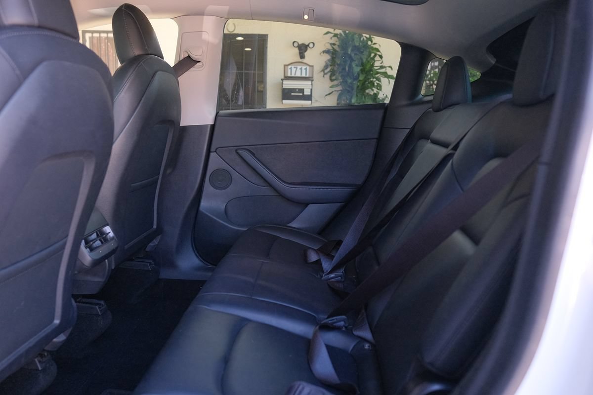 Used 2020 Tesla Model Y Long Range AWD/4WD image 25