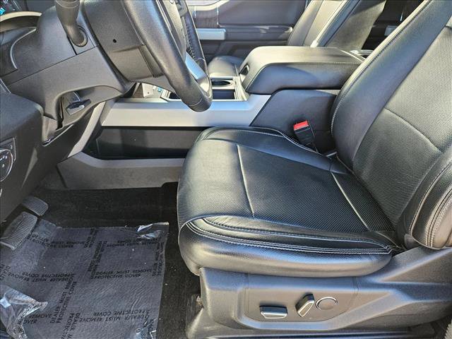 Used 2018 Ford F250 Lariat w/ Chrome Package image 15