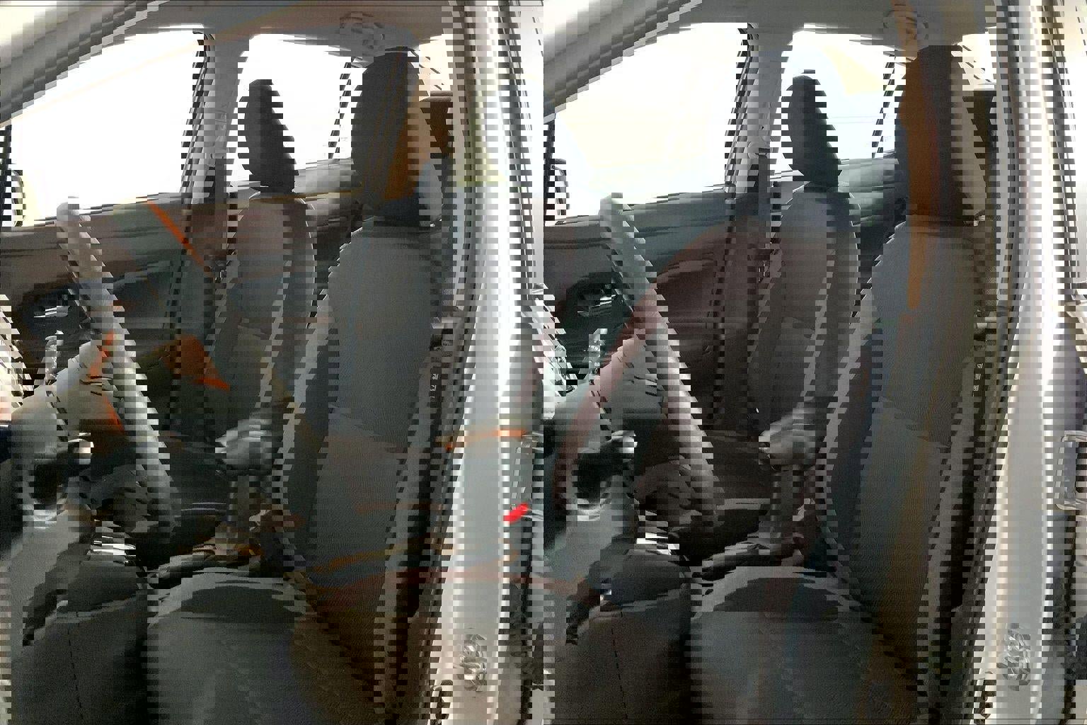 Used 2025 Nissan Versa SV image 22