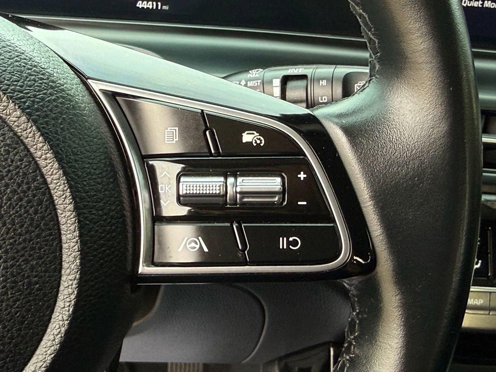 Used 2024 Kia Seltos EX image 23