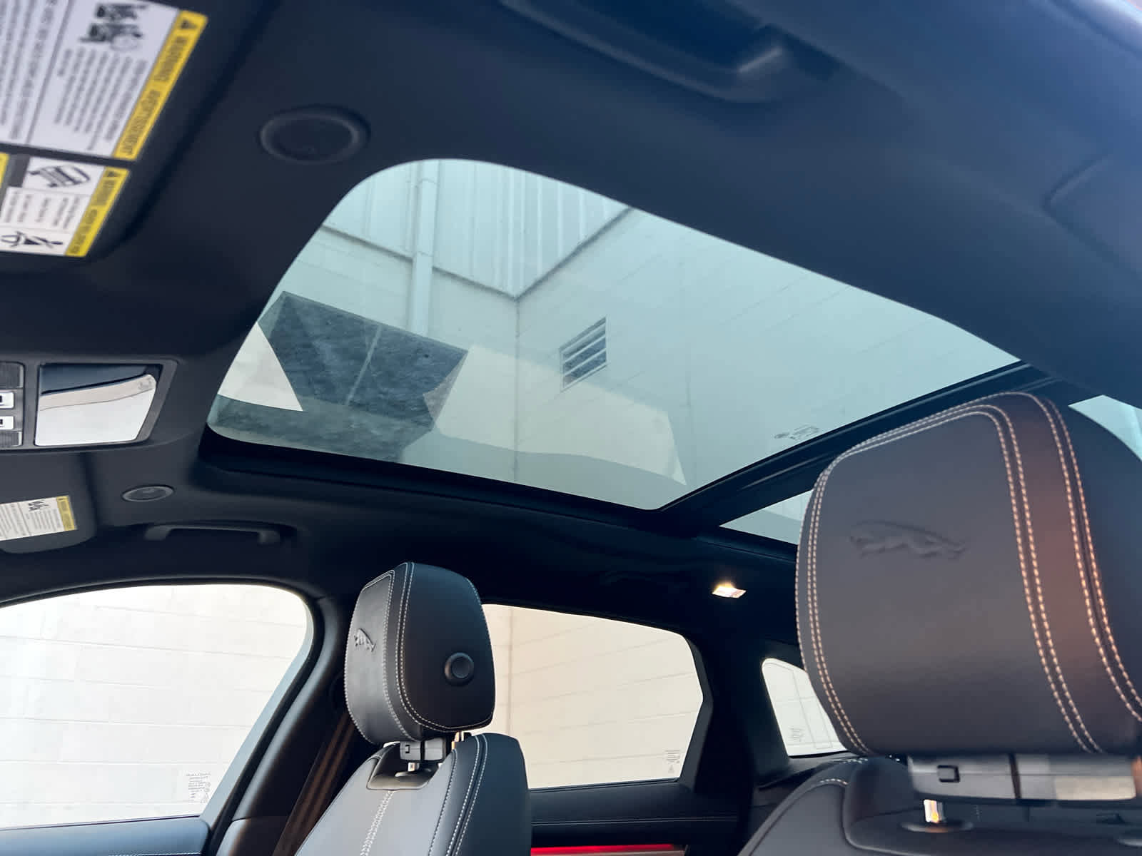 Used 2025 Jaguar F-PACE R-Dynamic S image 14