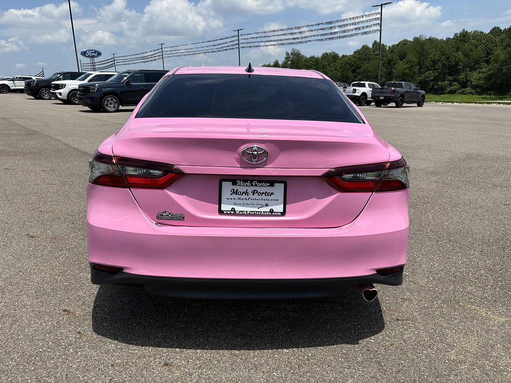 Used 2021 Toyota Camry LE FWD image 4