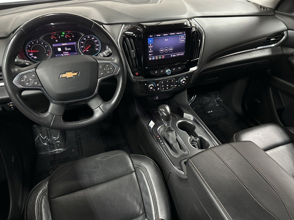 Used 2021 Chevrolet Traverse Premier w/ Redline Edition image 12