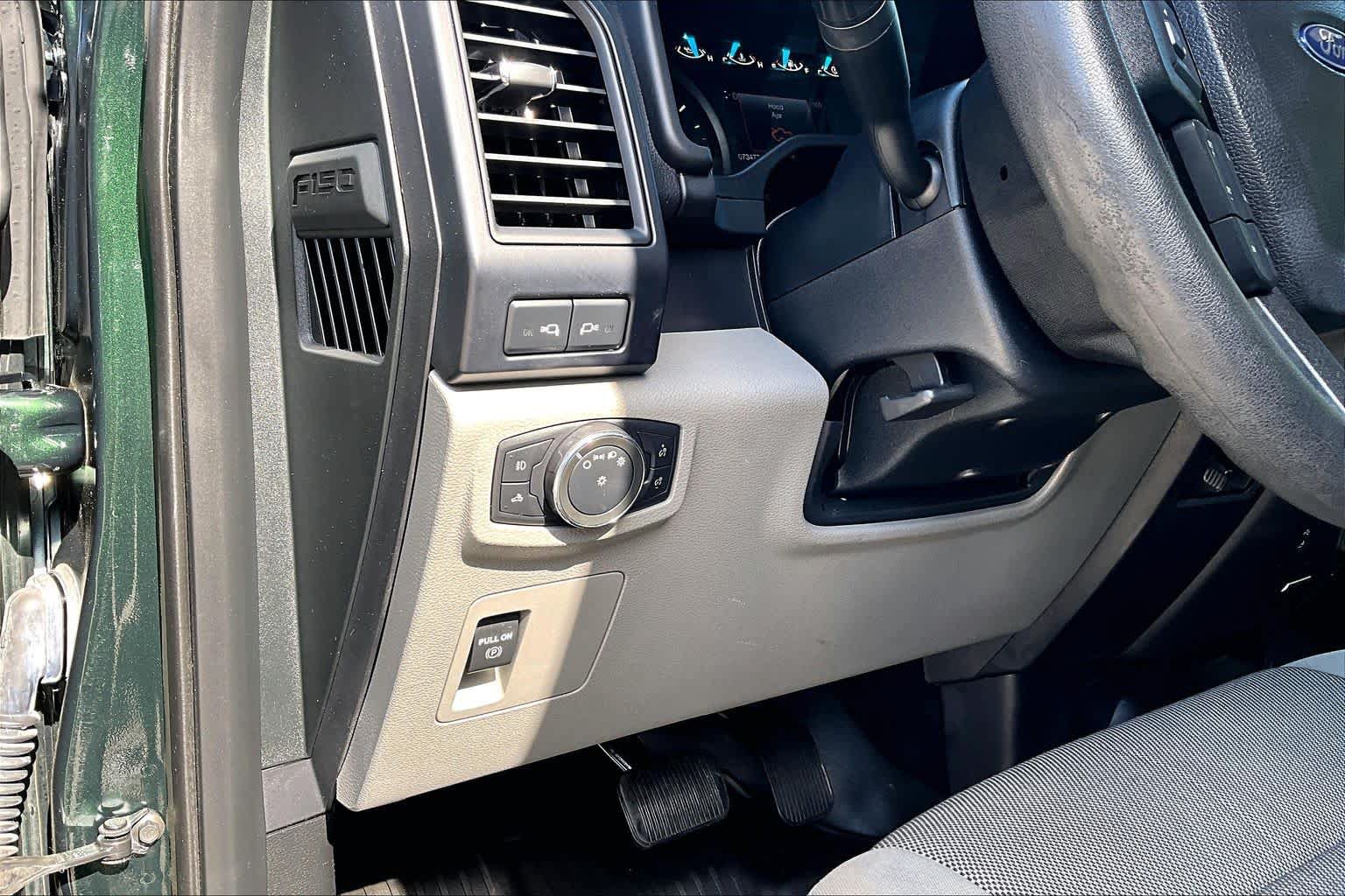 Used 2016 Ford F150 XL w/ Equipment Group 101A Mid AWD/4WD image 36