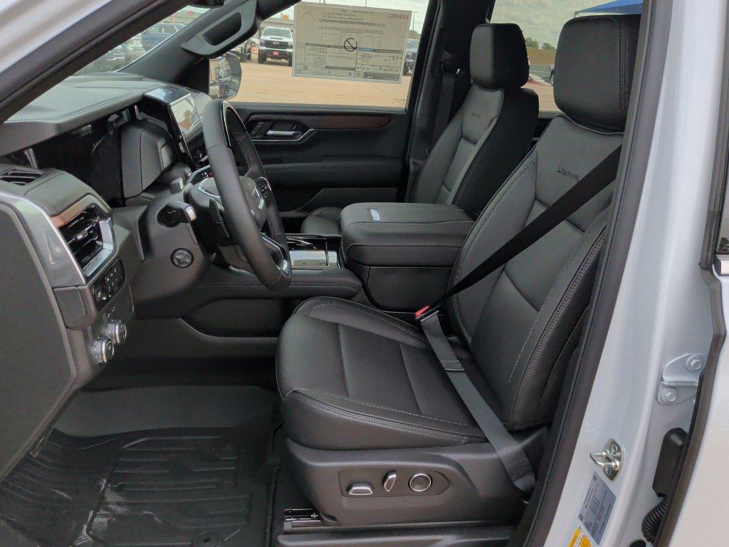 New 2027 GMC Yukon Denali RWD image 13