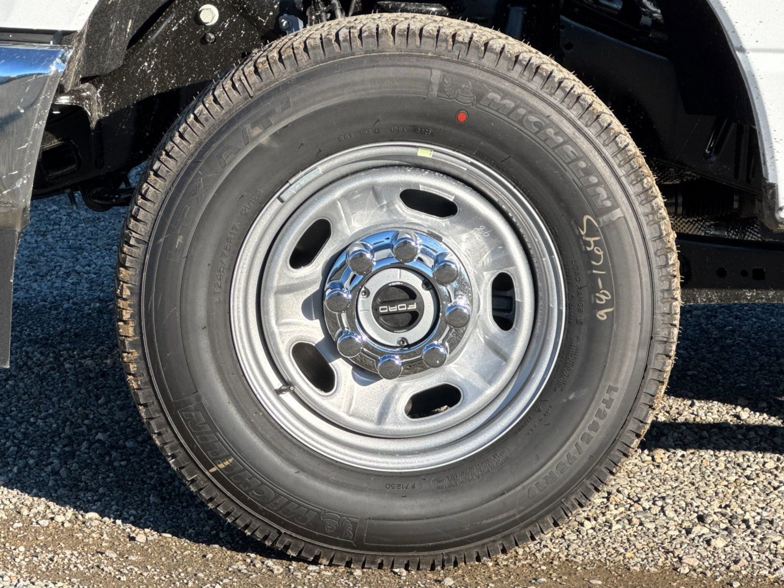 New 2026 Ford F250 XL w/ XL Chrome Package image 23