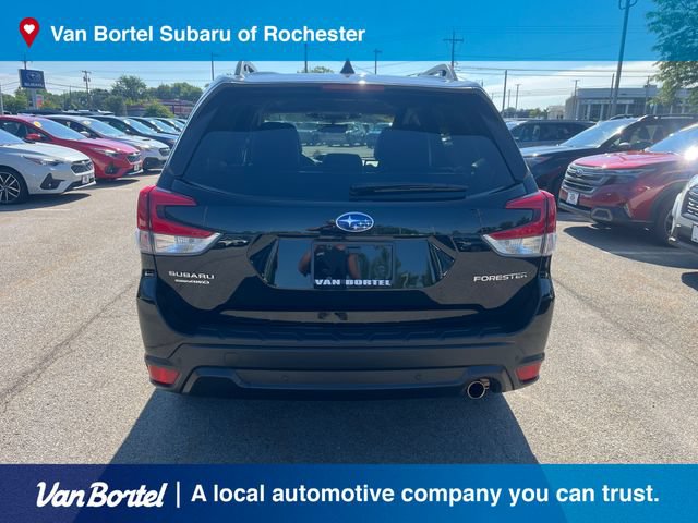 Used 2024 Subaru Forester Limited AWD/4WD image 4