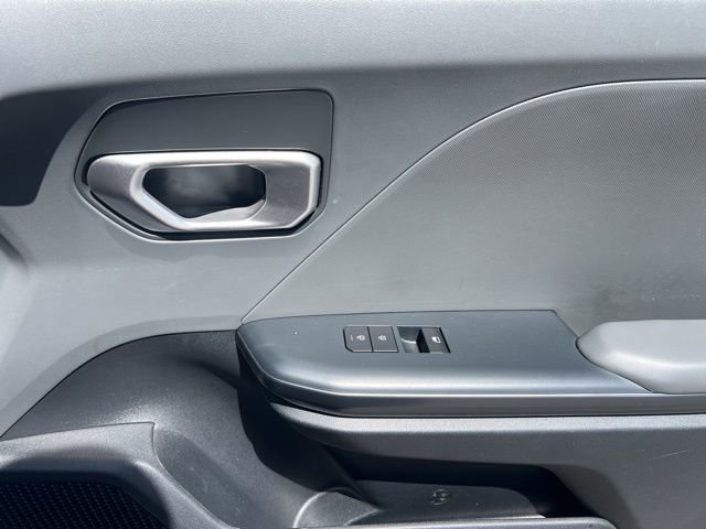 Used 2025 Kia K4 FWD image 31
