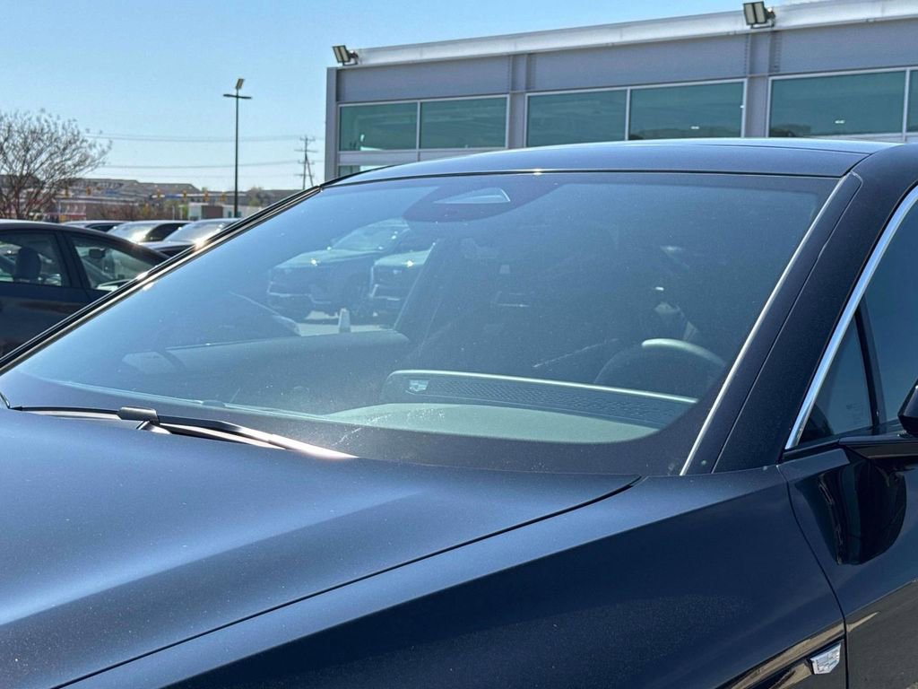 Certified 2025 Cadillac Lyriq Luxury image 11