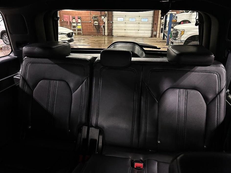 Used 2020 Ford Expedition Limited w/ Texas Edition Package AWD/4WD image 27