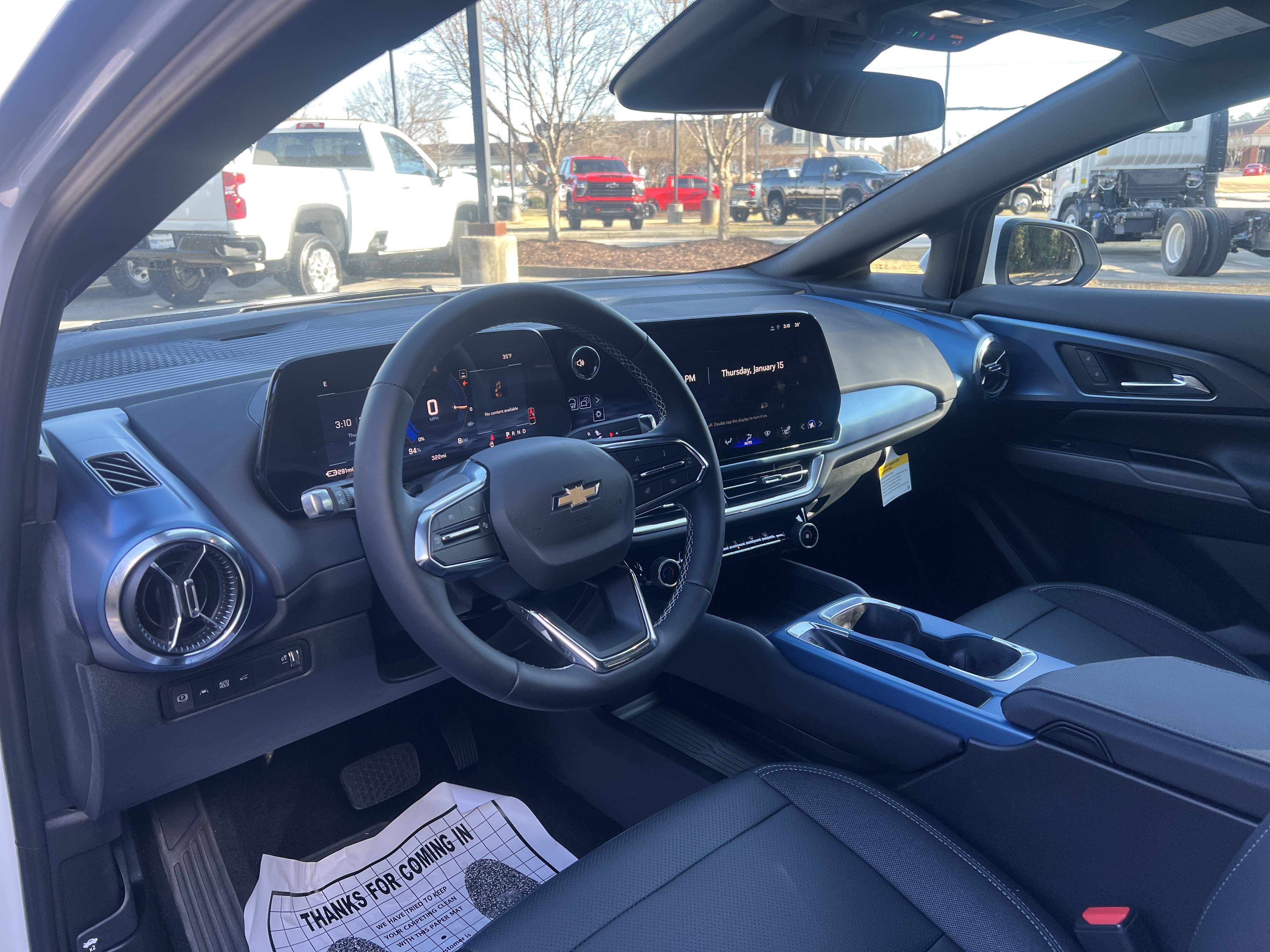 New 2026 Chevrolet Equinox EV LT AWD/4WD image 17