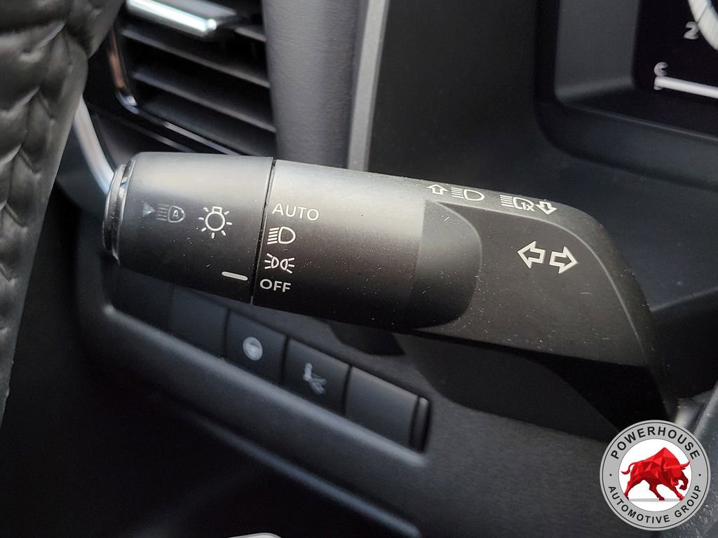 Used 2023 Nissan Rogue Platinum w/ Platinum Premium Package image 33