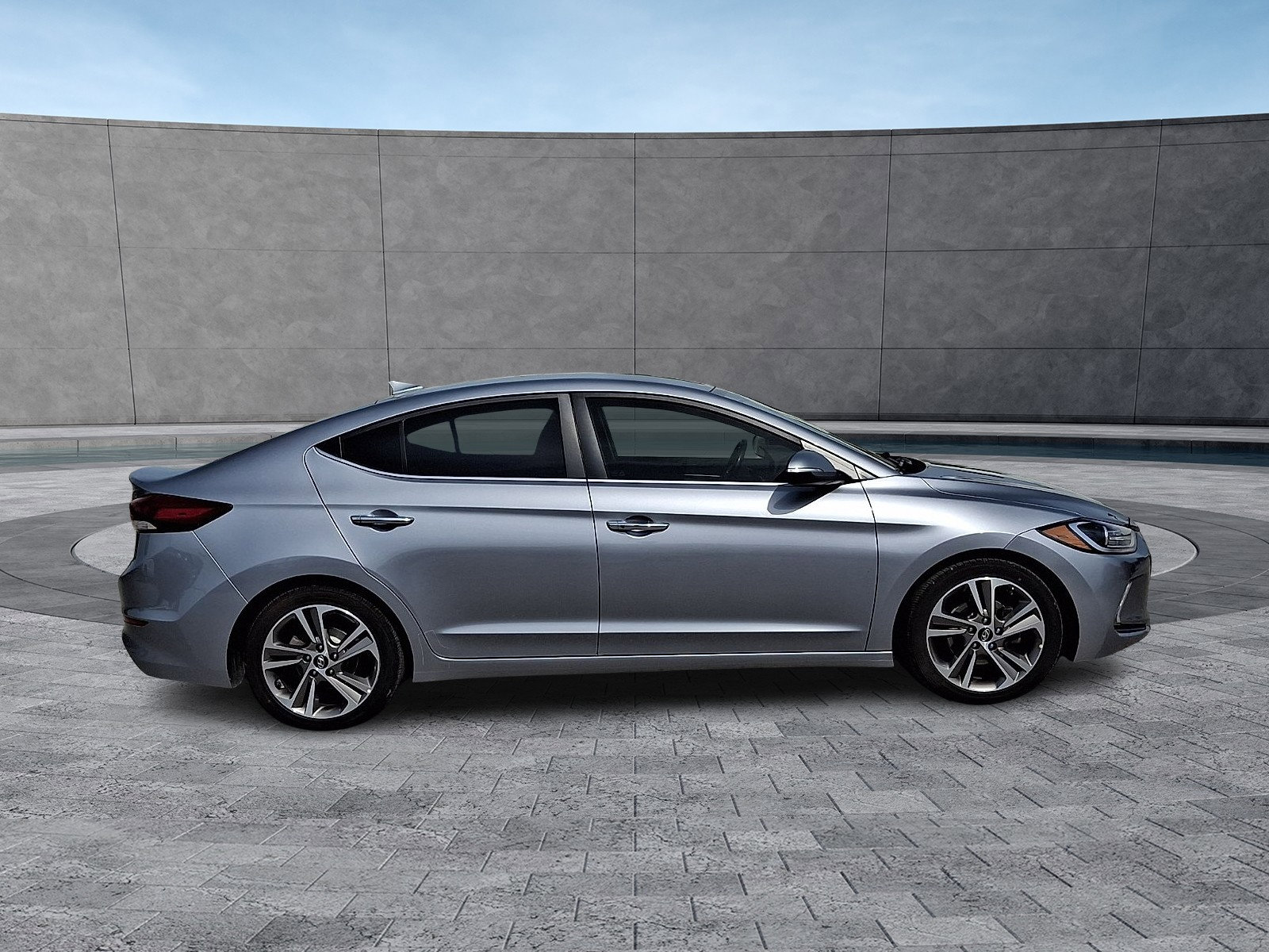 Used 2017 Hyundai Elantra Limited FWD image 12