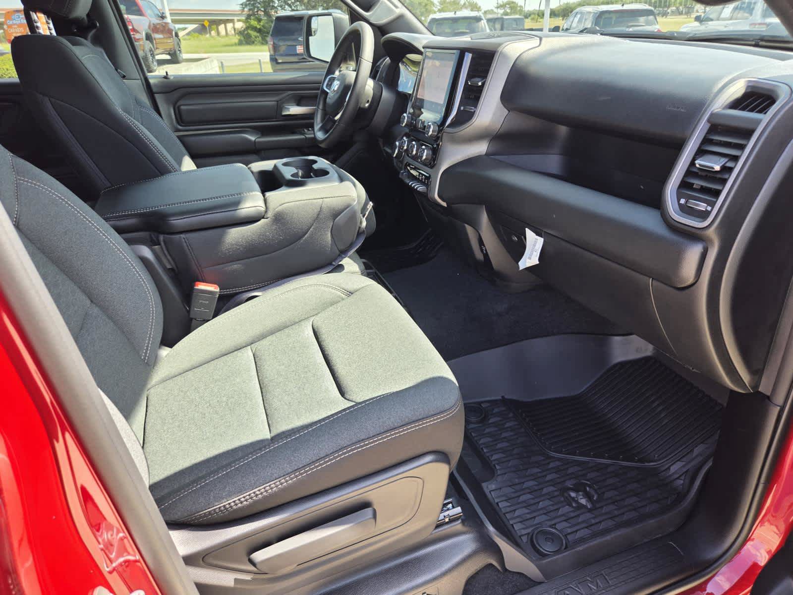 New 2026 RAM 1500 Warlock AWD/4WD image 9