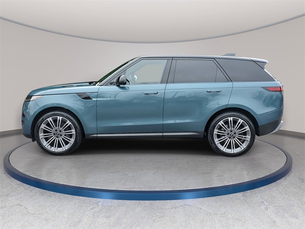 Used 2024 Land Rover Range Rover Sport SE image 8