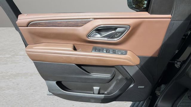 Used 2024 Chevrolet Tahoe High Country AWD/4WD image 36