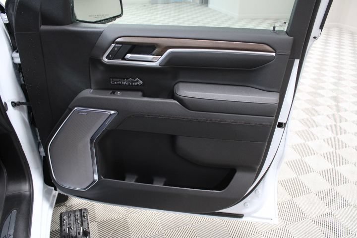 New 2026 Chevrolet Silverado 1500 High Country AWD/4WD image 26