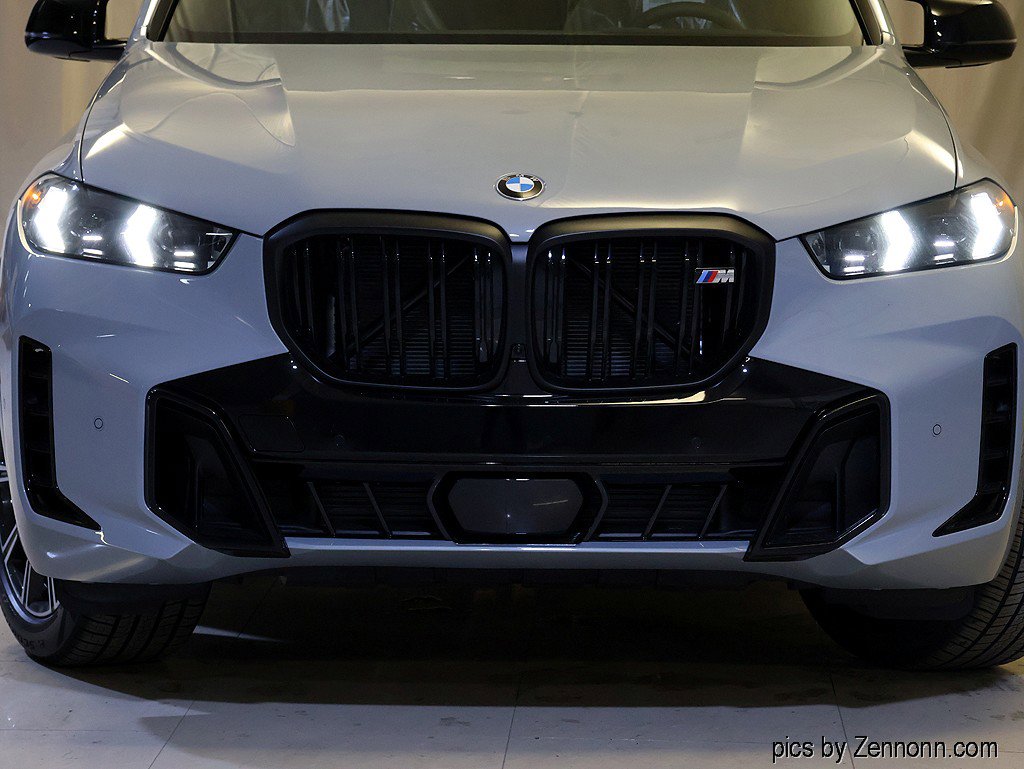 New 2026 BMW X5 M60i AWD/4WD image 6