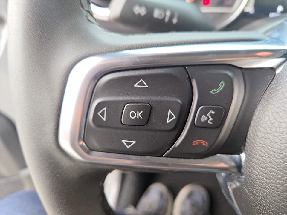 Used 2023 Jeep Wrangler Altitude image 18