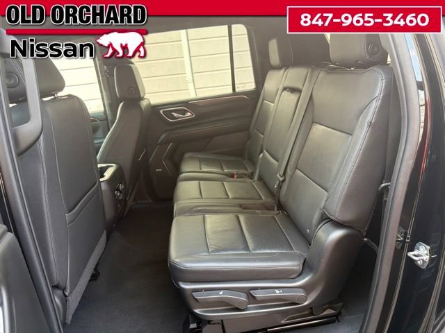 Used 2022 Chevrolet Suburban LT AWD/4WD image 12