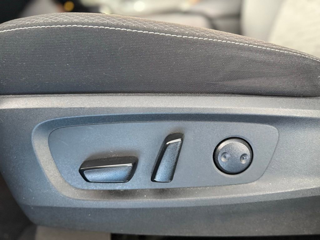 Used 2022 Nissan Pathfinder SV image 20