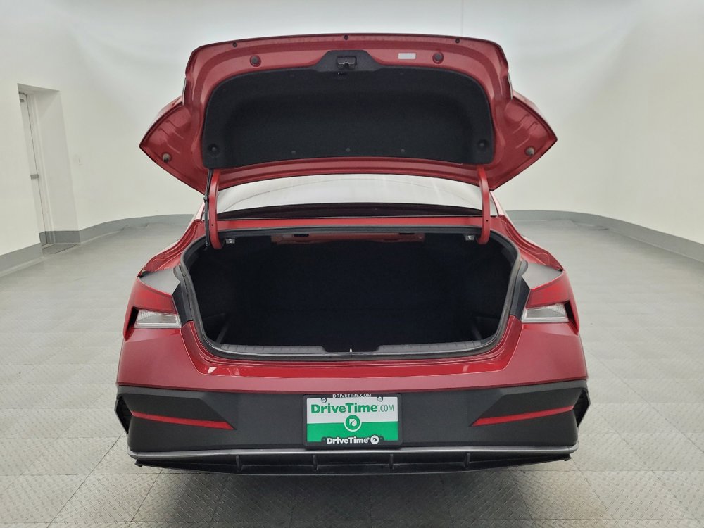 Used 2024 Hyundai Elantra SE image 29