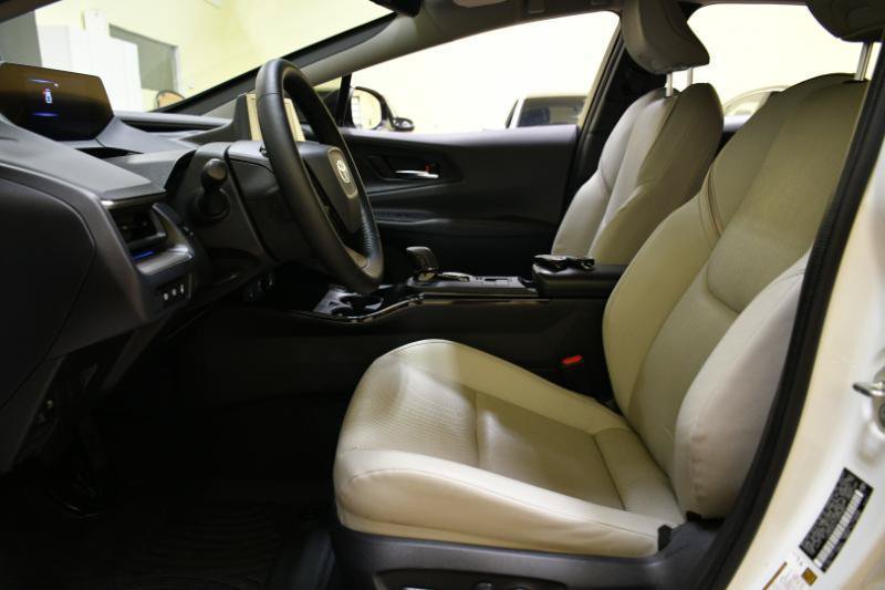 Used 2023 Toyota Prius XLE FWD image 26