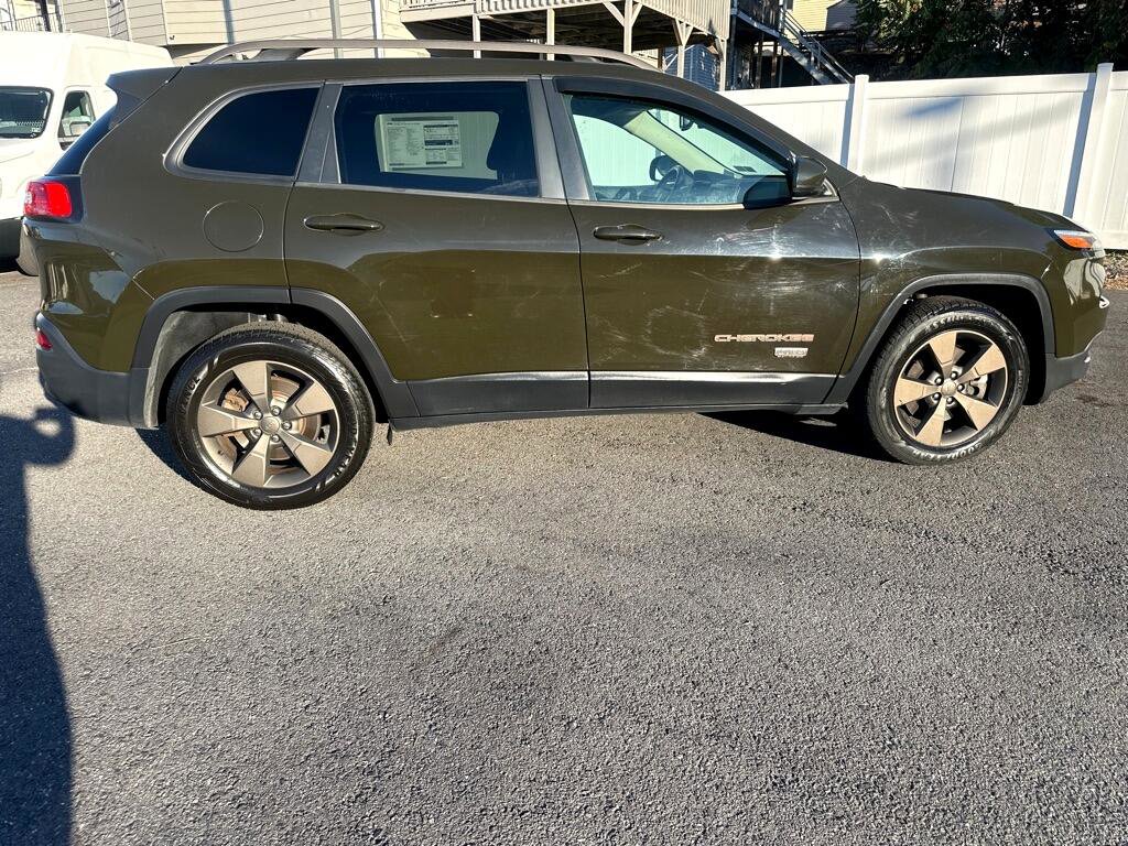 Used 2016 Jeep Cherokee 75th Anniversary image 3
