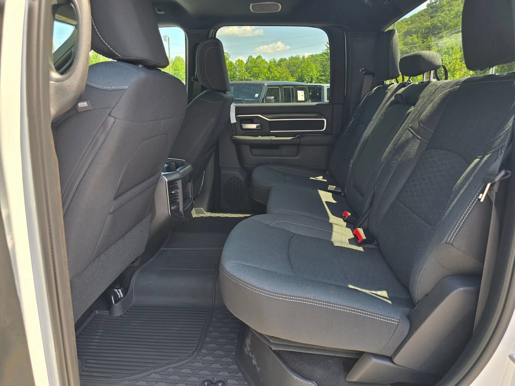 New 2026 RAM 2500 Big Horn AWD/4WD image 10