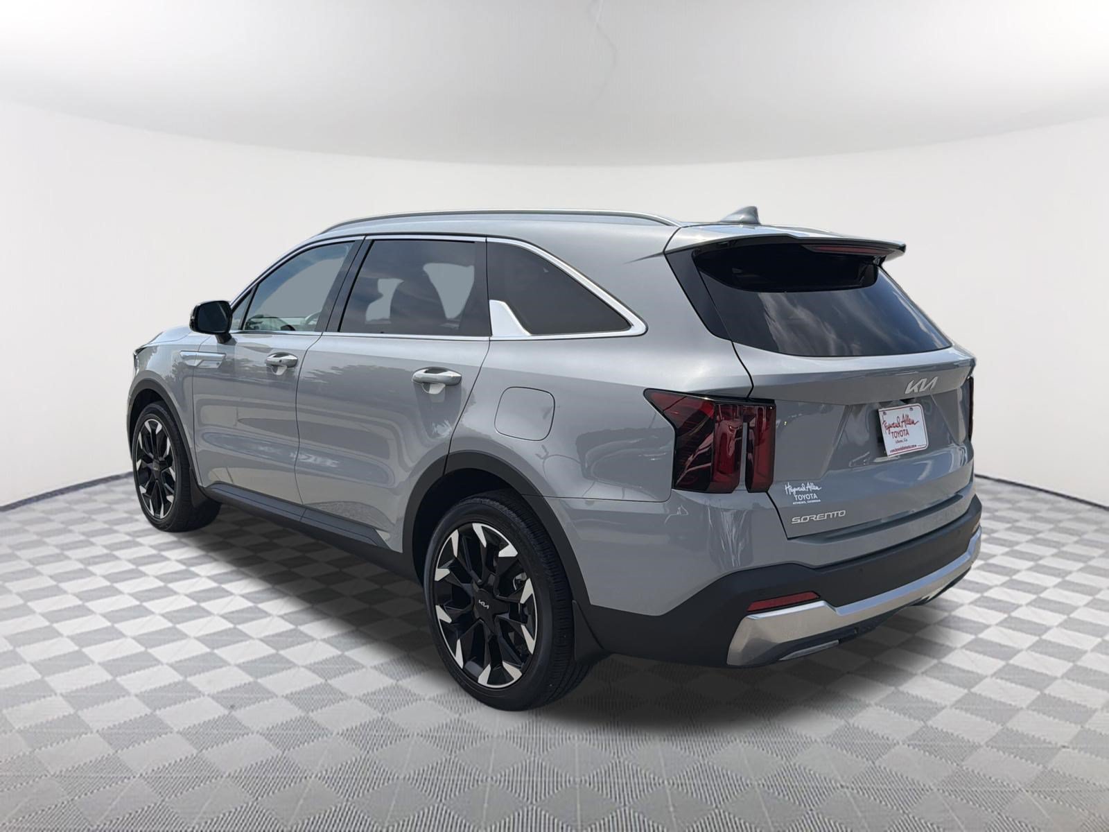 Used 2025 Kia Sorento EX w/ Panoramic Sunroof Package FWD image 15