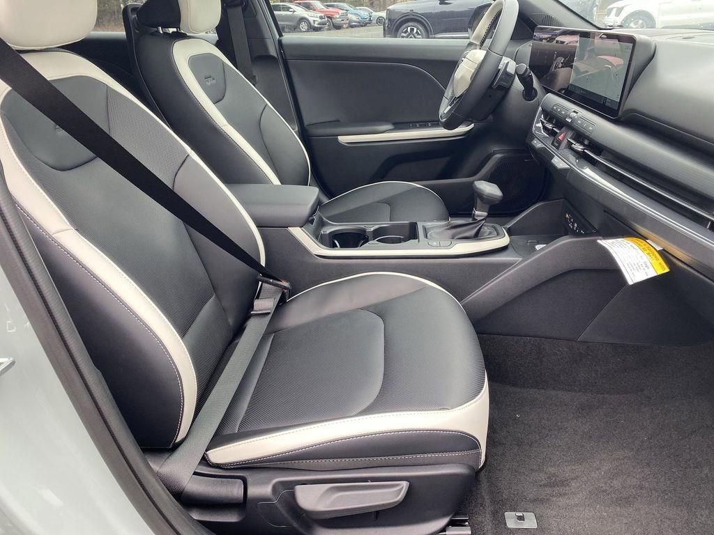 New 2025 Kia K4 GT-Line Turbo image 21