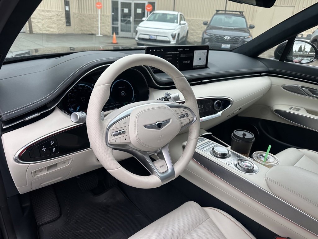 Used 2024 Genesis Electrified GV70 Prestige w/ Prestige Package image 12