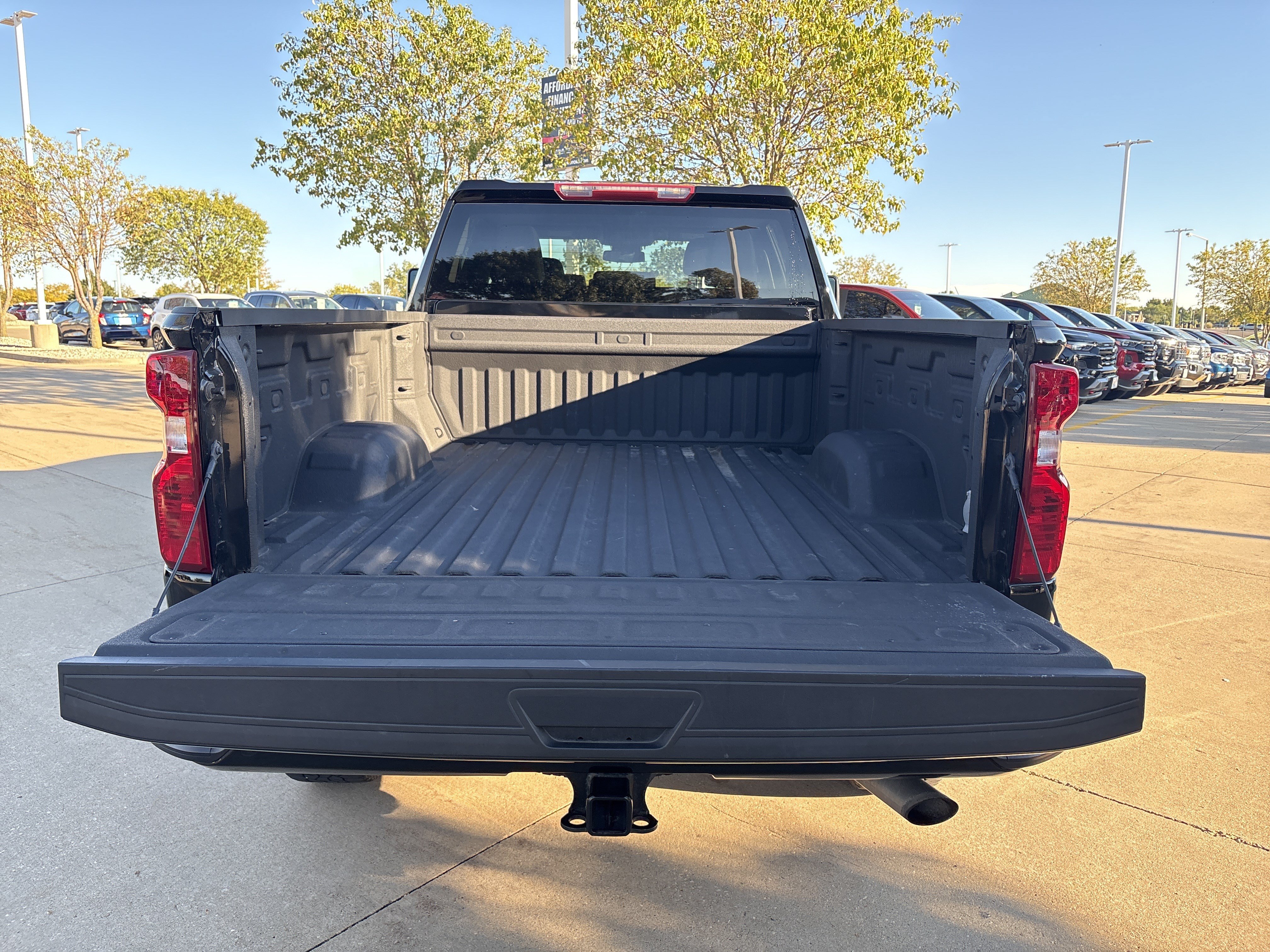 Used 2024 Chevrolet Silverado 2500 Custom w/ Custom Convenience Package AWD/4WD image 7