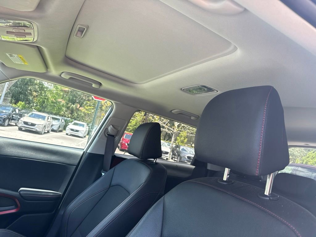 Used 2023 Kia Soul GT-Line w/ GT-Line Technology Package FWD image 14
