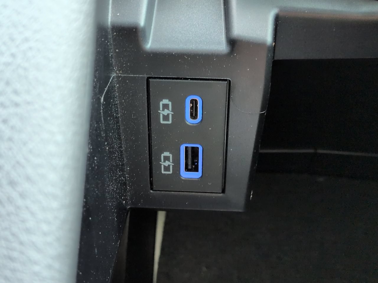 Used 2022 Toyota Sienna LE AWD/4WD image 22