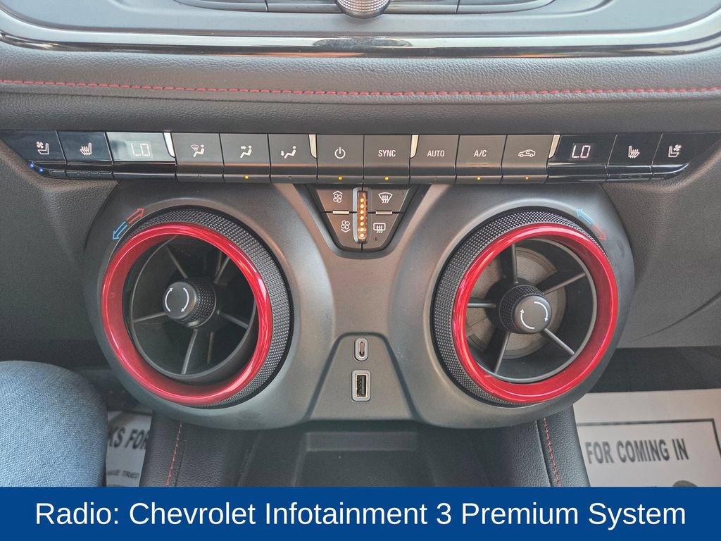 Used 2019 Chevrolet Blazer RS AWD/4WD image 32