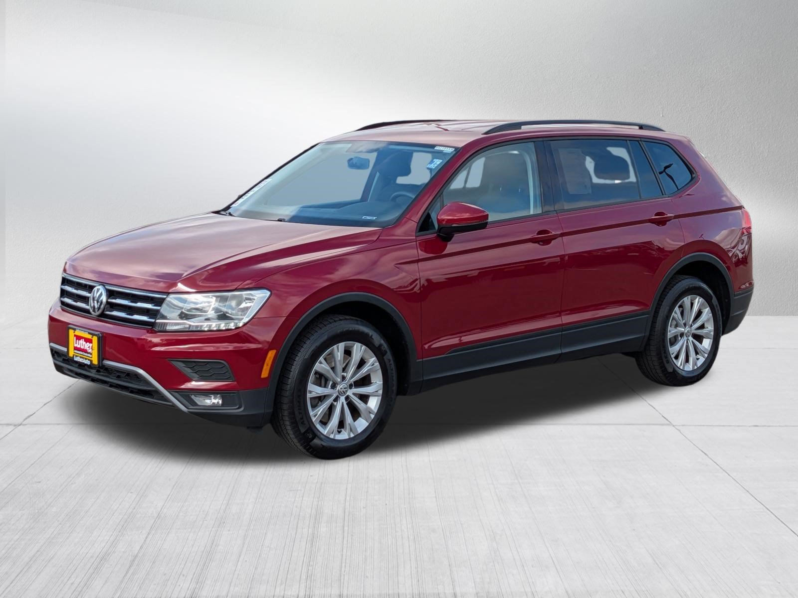 Used 2018 Volkswagen Tiguan S AWD/4WD image 3