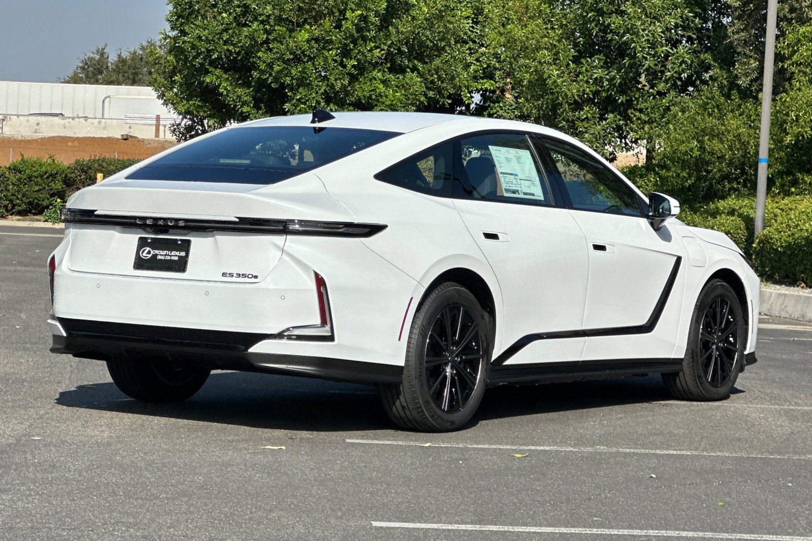 New 2026 Lexus ES 350e w/ Convenience Package FWD image 9