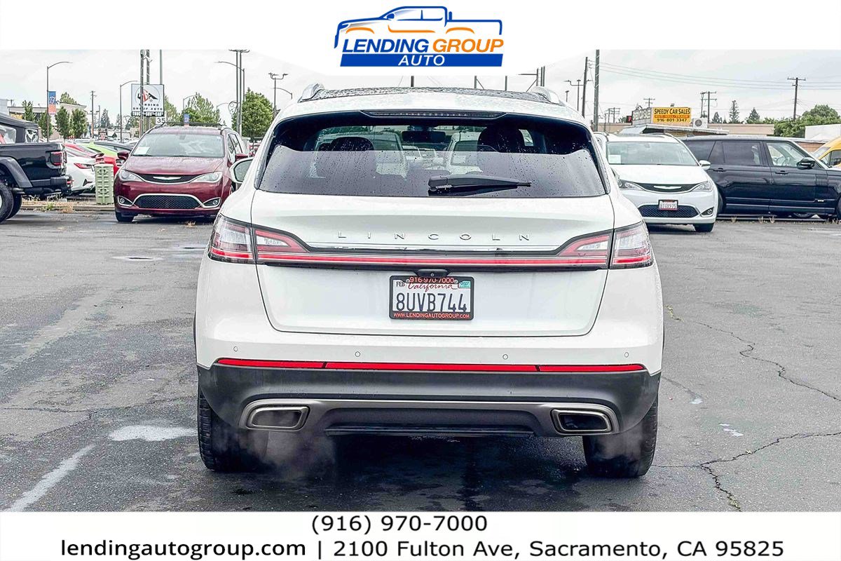 Used 2020 Lincoln Nautilus Reserve image 3