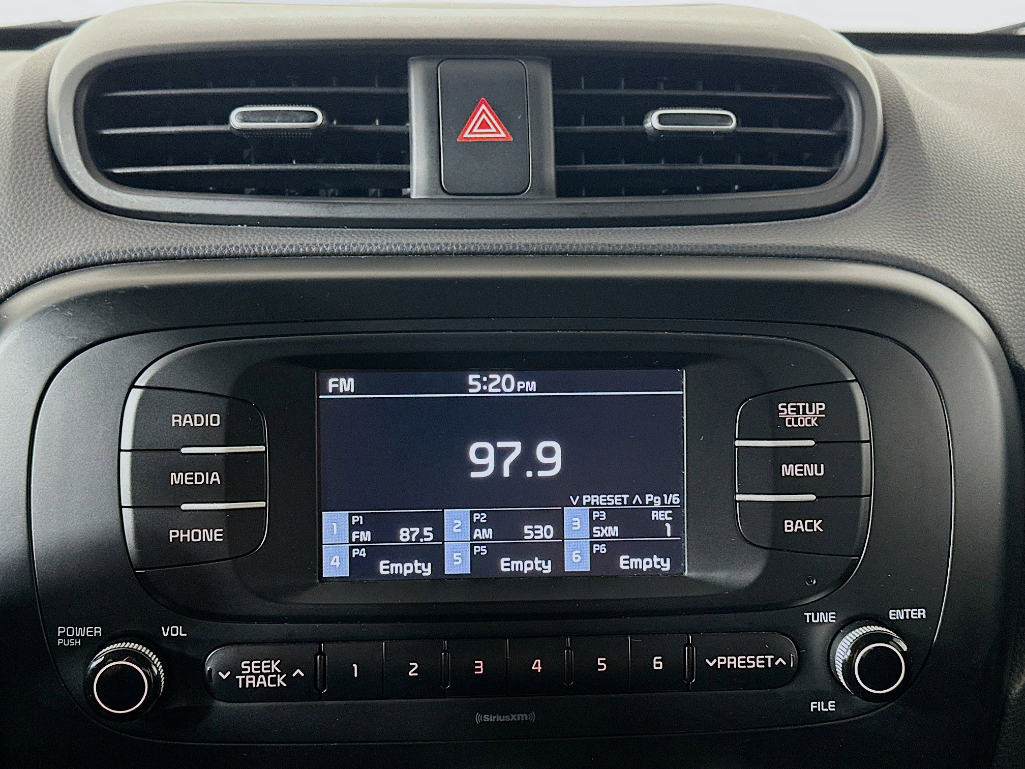 Used 2017 Kia Soul FWD image 19