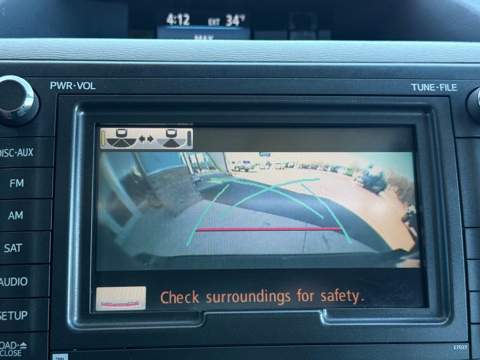 Used 2013 Toyota Sienna XLE w/ Premium Pkg image 44