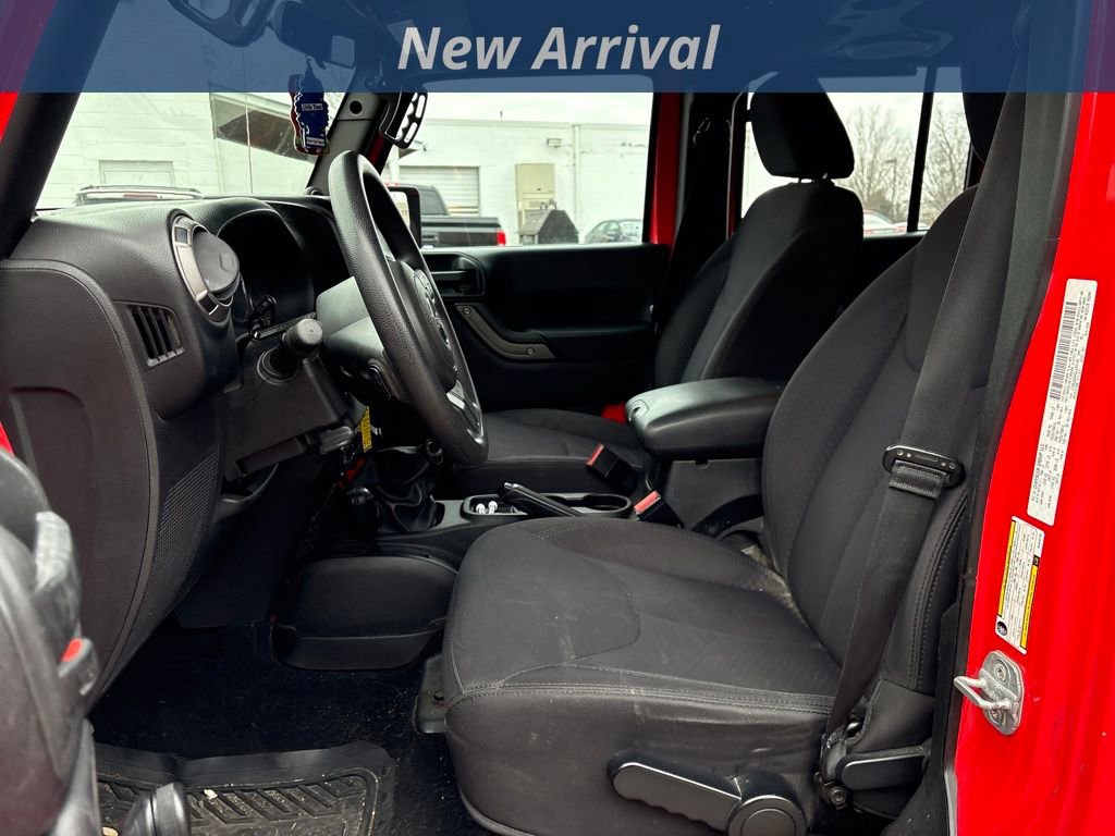 Used 2013 Jeep Wrangler Unlimited Sport image 7