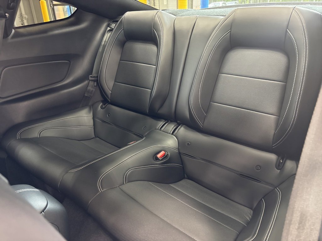 Used 2022 Ford Mustang Shelby GT500 w/ Technology Package image 24