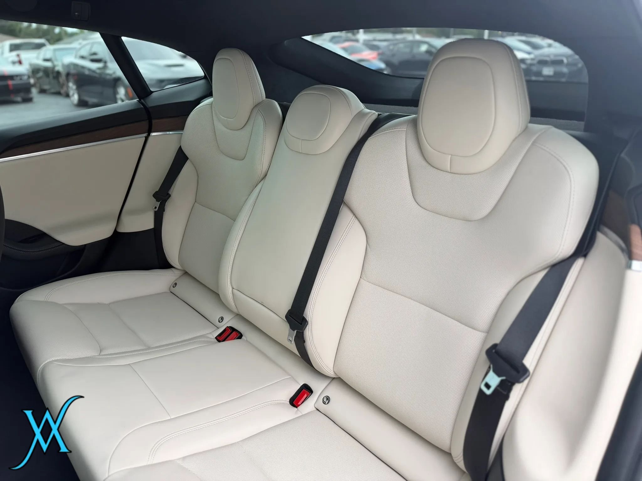 Used 2022 Tesla Model S Standard Range AWD/4WD image 17