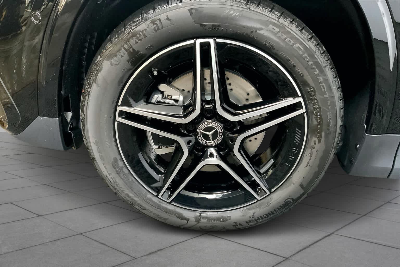 New 2025 Mercedes-Benz GLA 250 4MATIC image 18