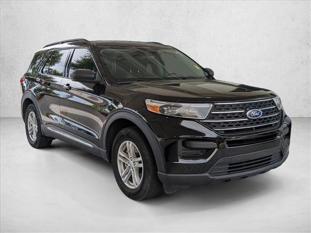 Used 2022 Ford Explorer XLT w/ Class IV Trailer Tow Package RWD image 3