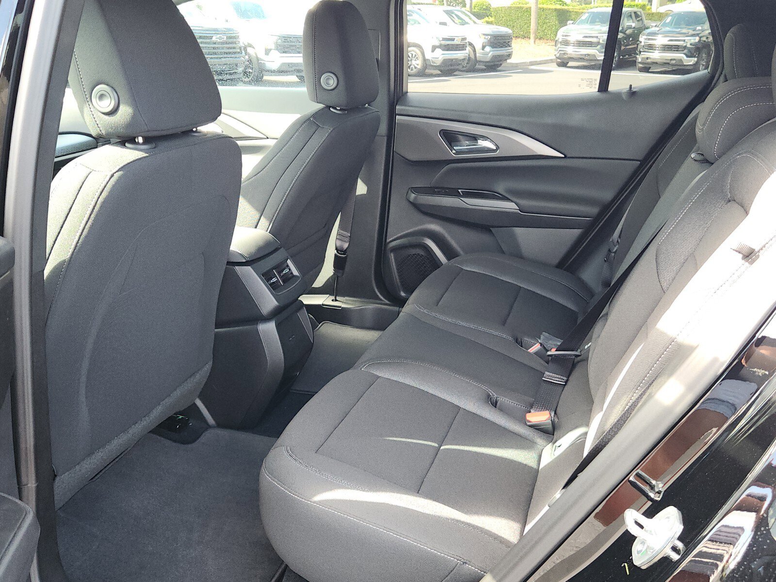 New 2026 Chevrolet Equinox EV LT image 7