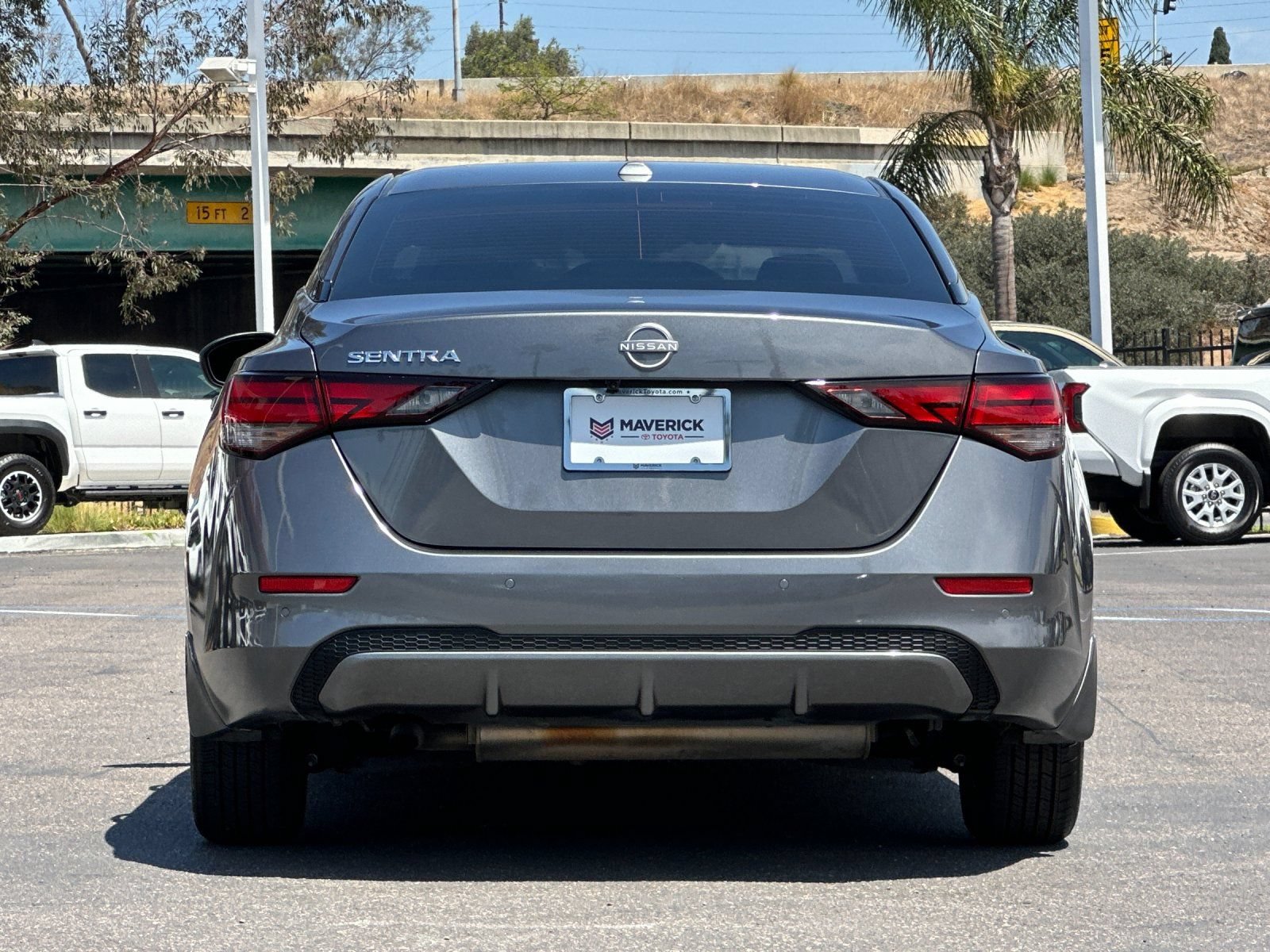 Used 2025 Nissan Sentra SV FWD image 4