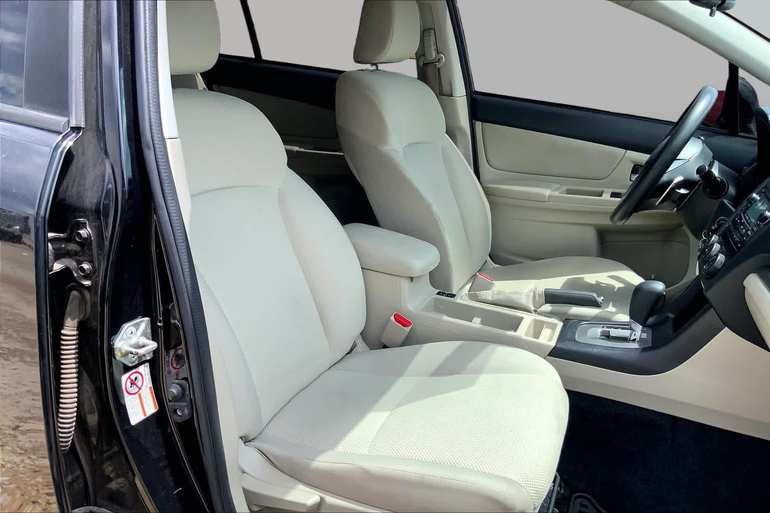 Used 2013 Subaru Impreza 2.0i Premium w/ All-Weather Pkg AWD/4WD image 9